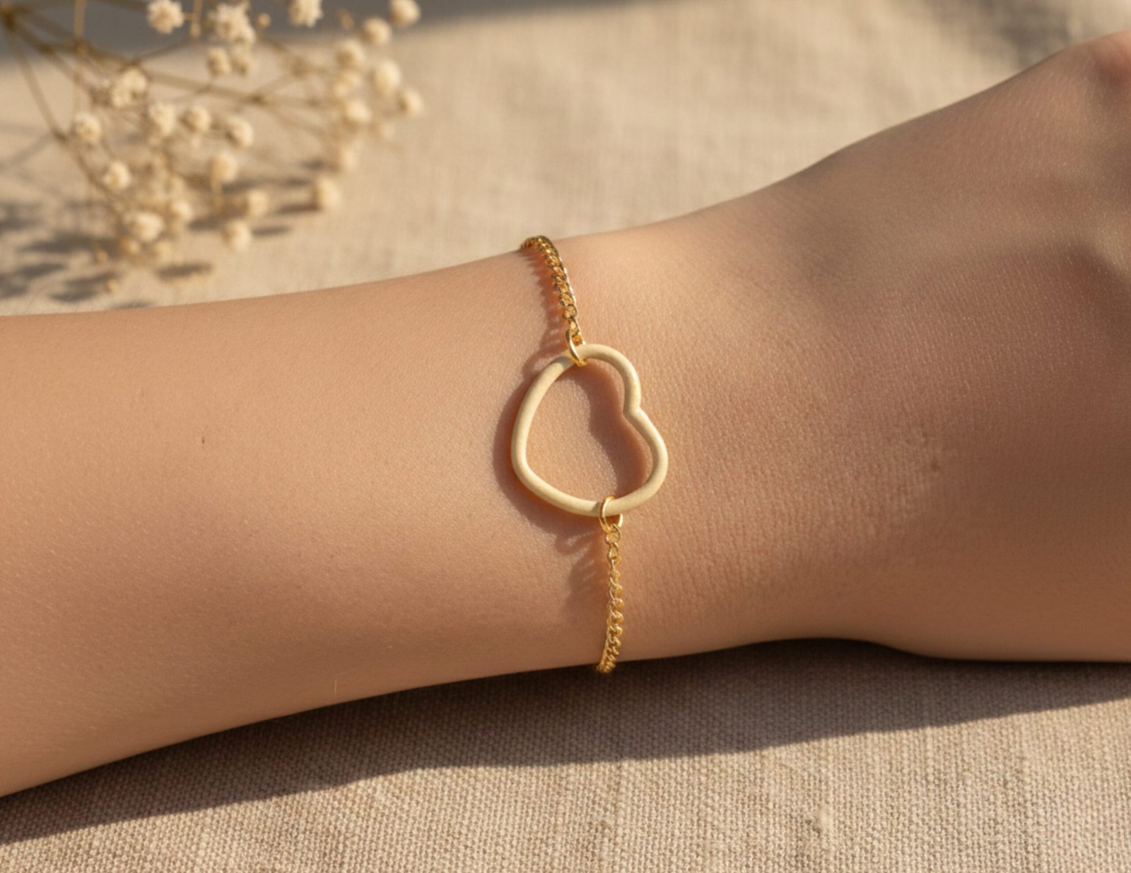 Golden Love Loop Bracelet - Image 3