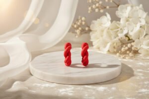 Scarlet Twisted Rings