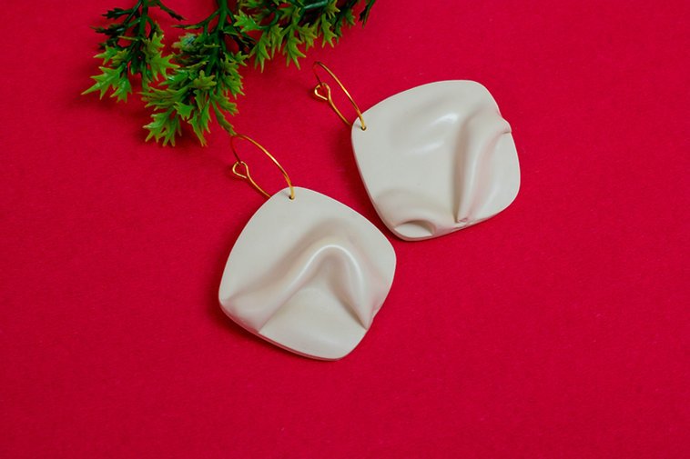 creme-drape-hoops